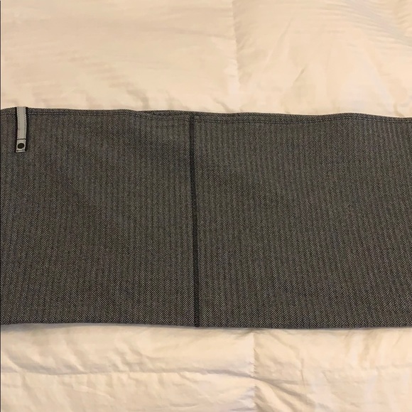 Lululemon Vinyasa Scarf - Picture 2 of 3